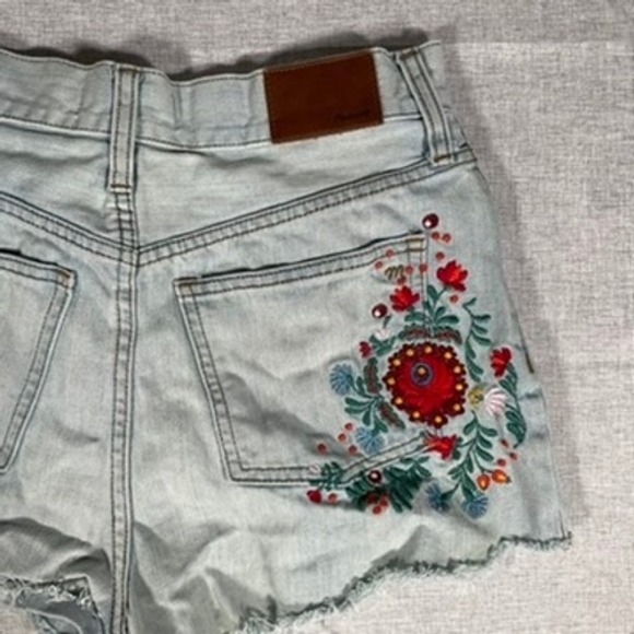 Madewell Embroidered Denim Shorts Women's Floral Perfect Jean Light Wash Size 25 - Picture 12 of 14
